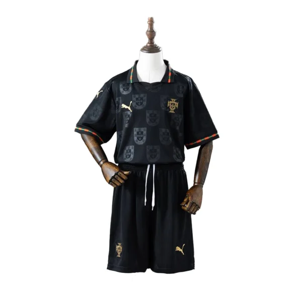 Kit Infantil Portugal Edição Especial 25-26